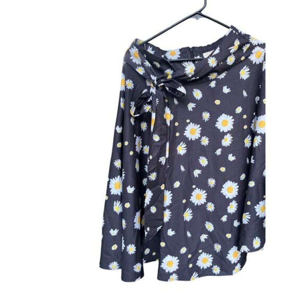 Belle Pogue Navy Blue & Daisy Skirt‎ Size Medium Like New